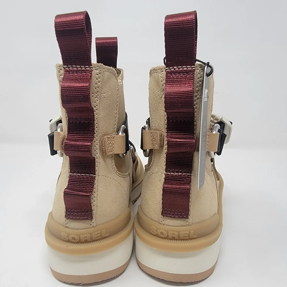 SOREL boots Hi-Line EQ Chelsea style women's size 7.5 suede waterproof